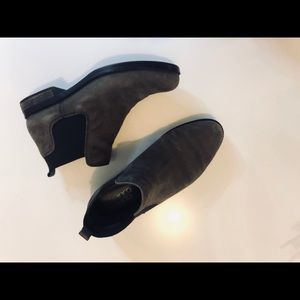 Size 7-71/2 shoes (8) pairs